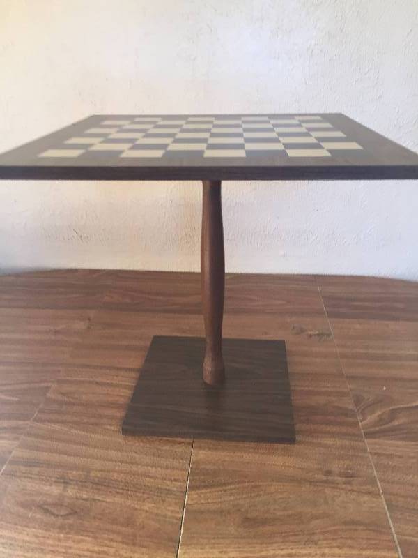 CHESS TABLE