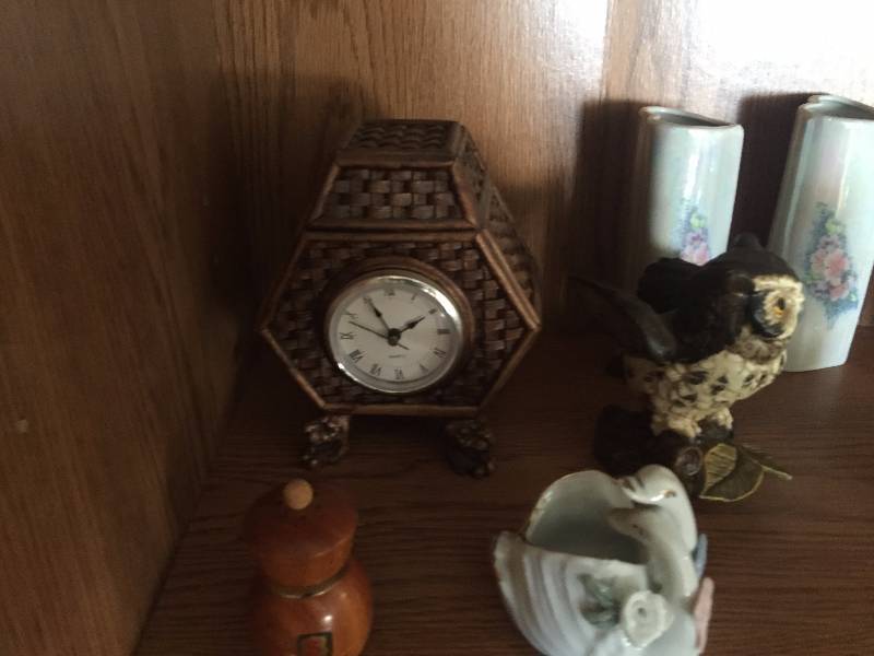 KNICK KNACKS