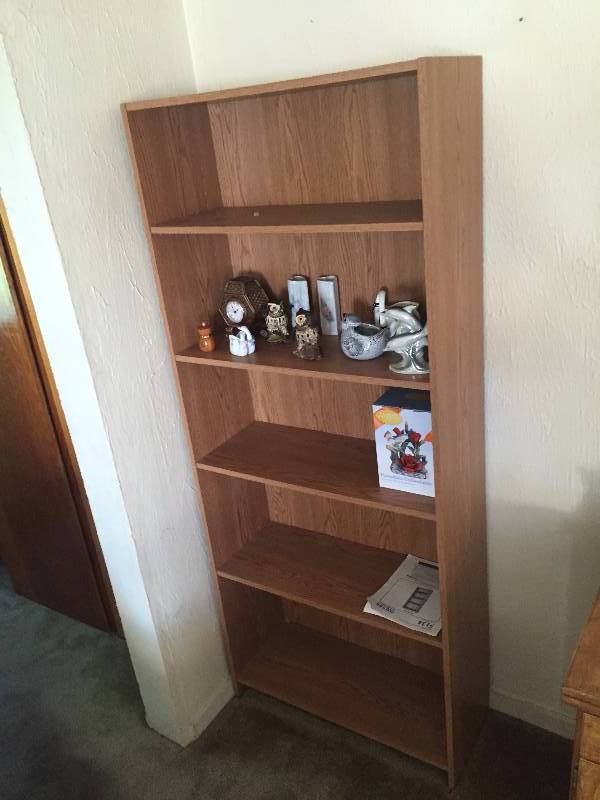 SHELF ITEMS NOT INCLUDED