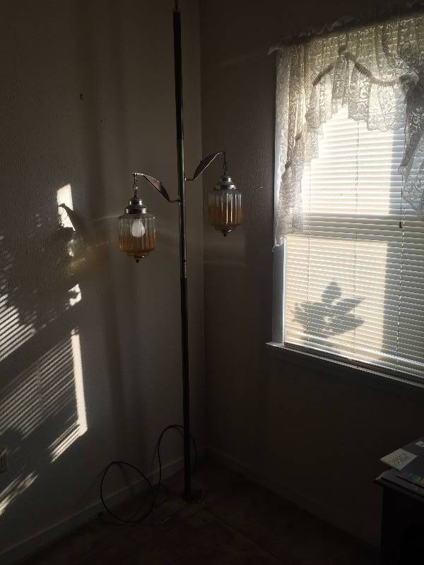 VINTAGE LIGHT