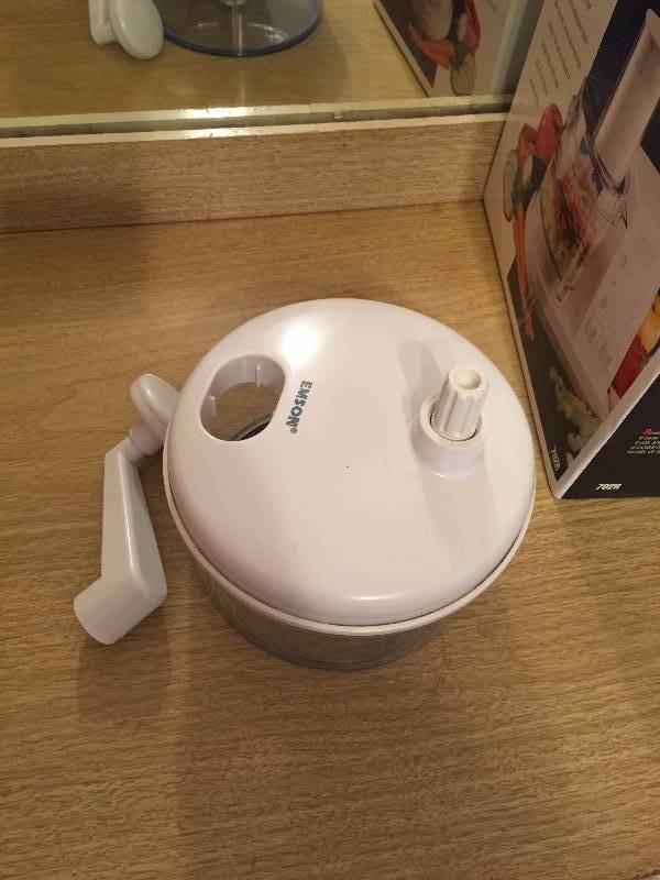 FOOD PROCESSOR NEW IN BOX