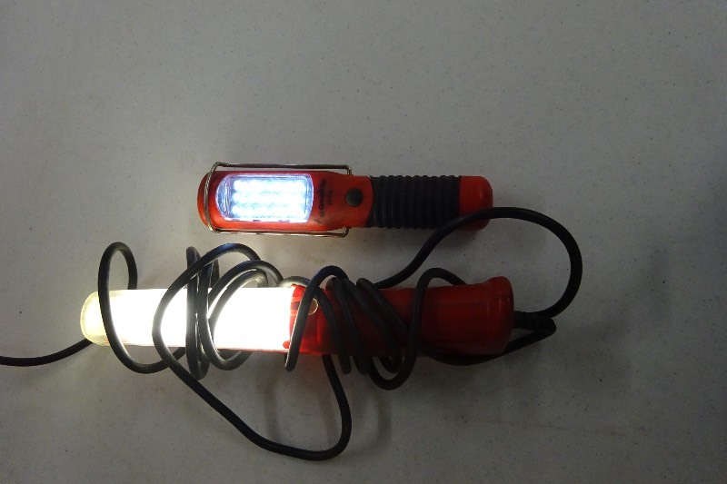 1 electric Craftsman light works