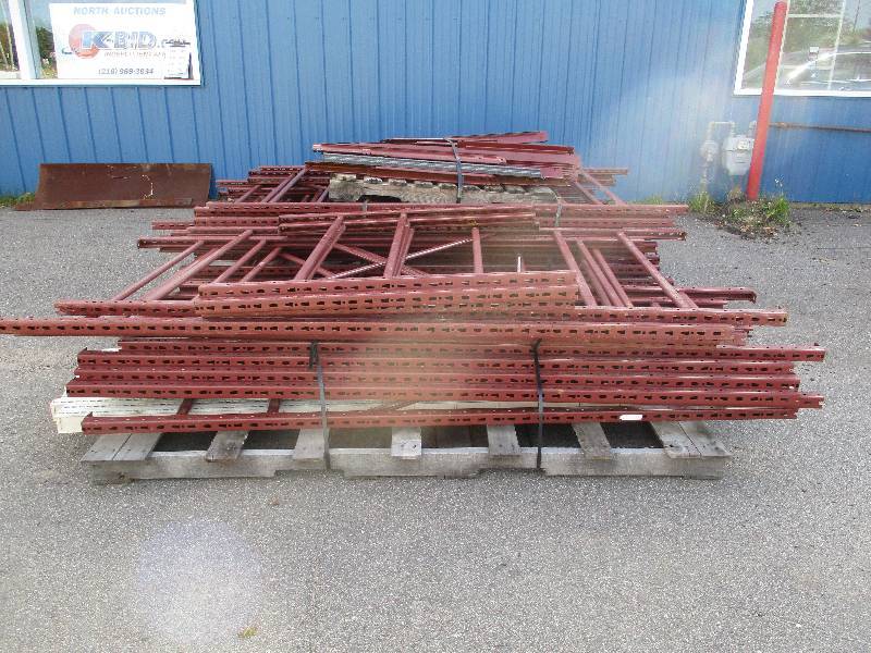 lot 2 image: Pallet Racking