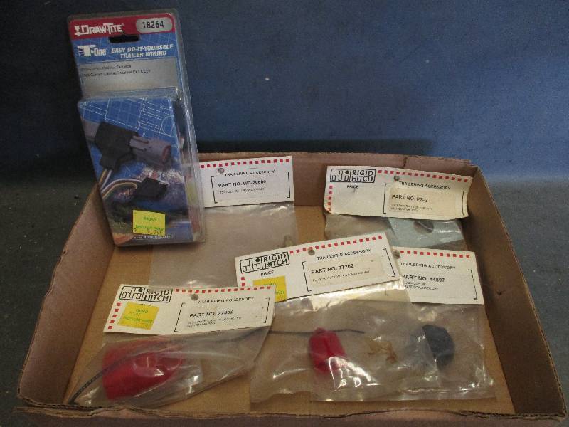 lot 73 image: Trailering Accesories