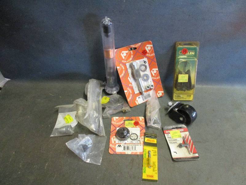 lot 105 image: Tool Accessories