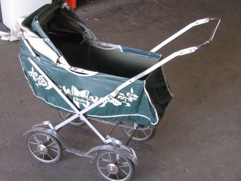 Vintage Doll Buggy