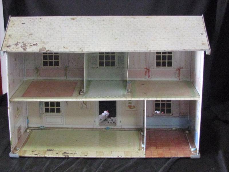 Metal Doll House