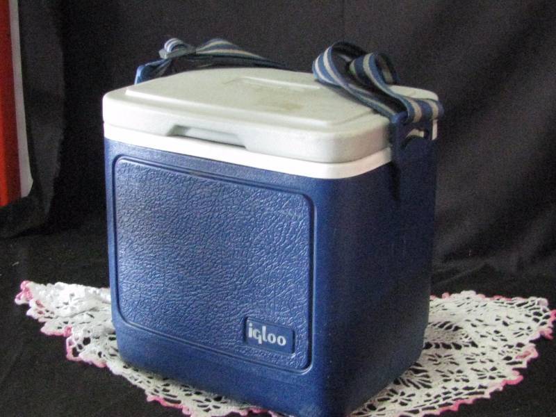 Igloo Cooler