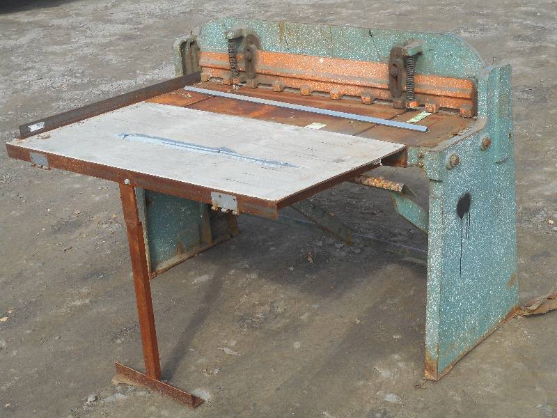 Industrial Cast-Iron 4ft Sheet Metal Sheer