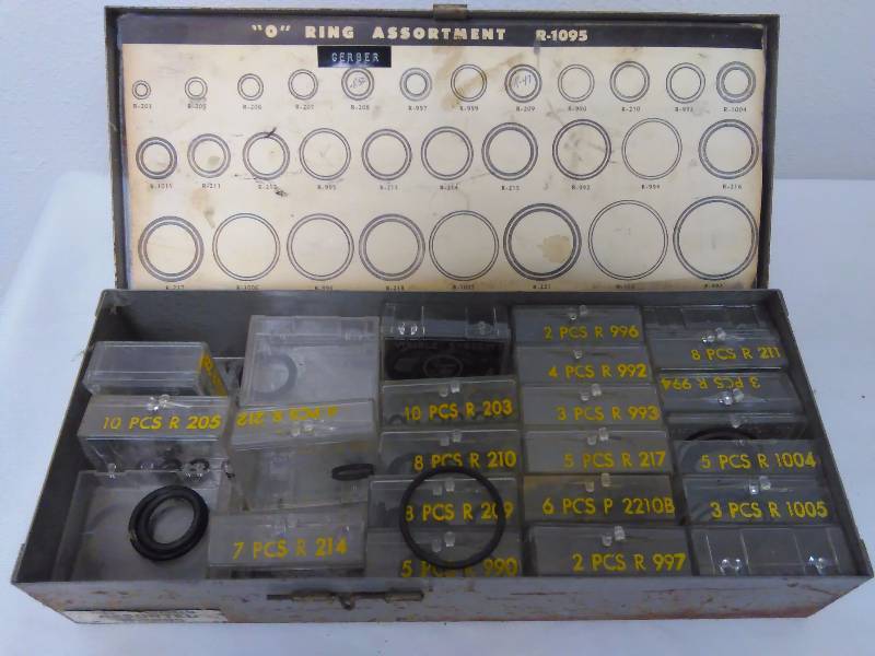 lot 6 image: O rings, assortment of Solder Seal Vintage O rings