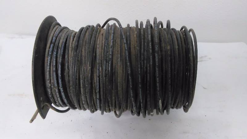 lot 10 image: Essex 10 AWG type THHN or THWN,