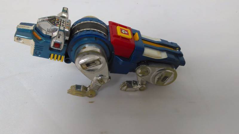 lot 24 image: Transformer vintage Voltron gb-36 ,1981 japan blue lion