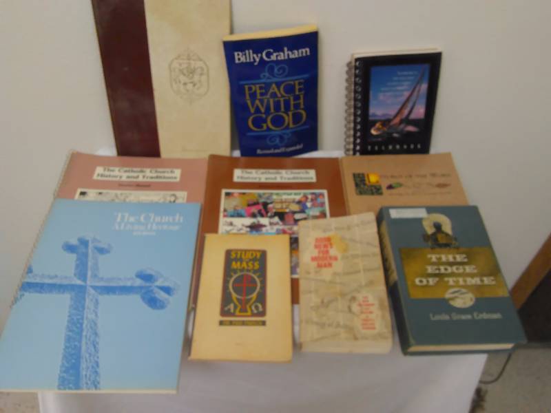 lot 76 image: 10 Religious Books