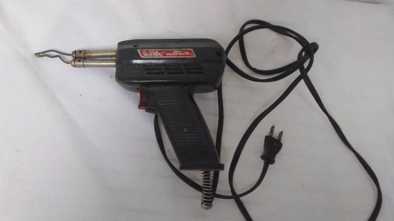 lot 89 image: Weller, Solder Iron, 8200 model