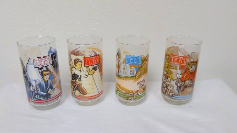 lot 116 image: Star Wars, Return of the Jedi from Burger King Coca Cola tumbler glasses. (4)