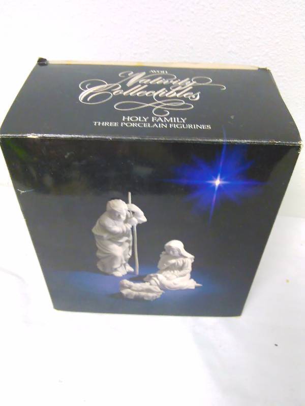 lot 129 image: Avon collectible, Nativity Scene, Holy Family, Full