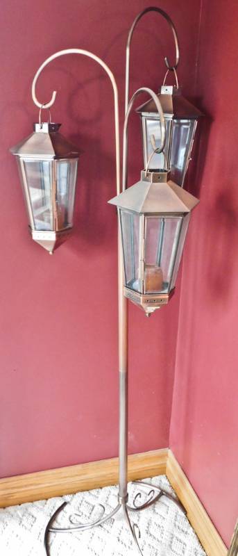 lot 43 image: cylinder metal floor candle holder