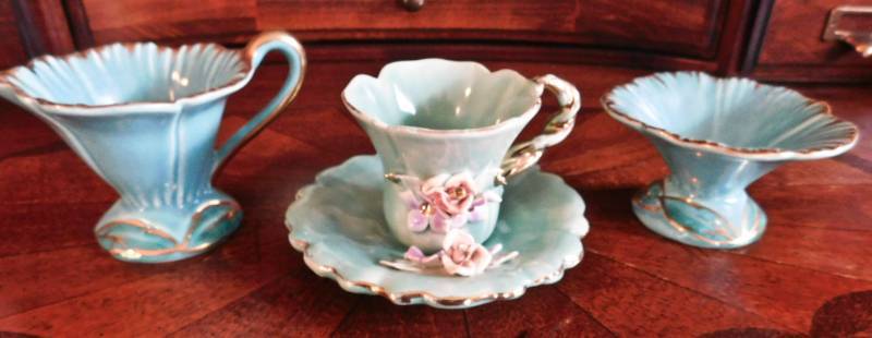 lot 17 image: vintage cup and saucer