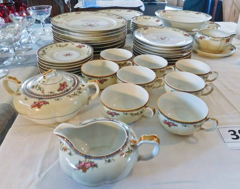 lot 39 image: Haviland Plaza pattern China set