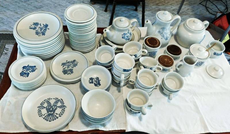 lot 61 image: Set of Pfaltzgraff dishes and serving items