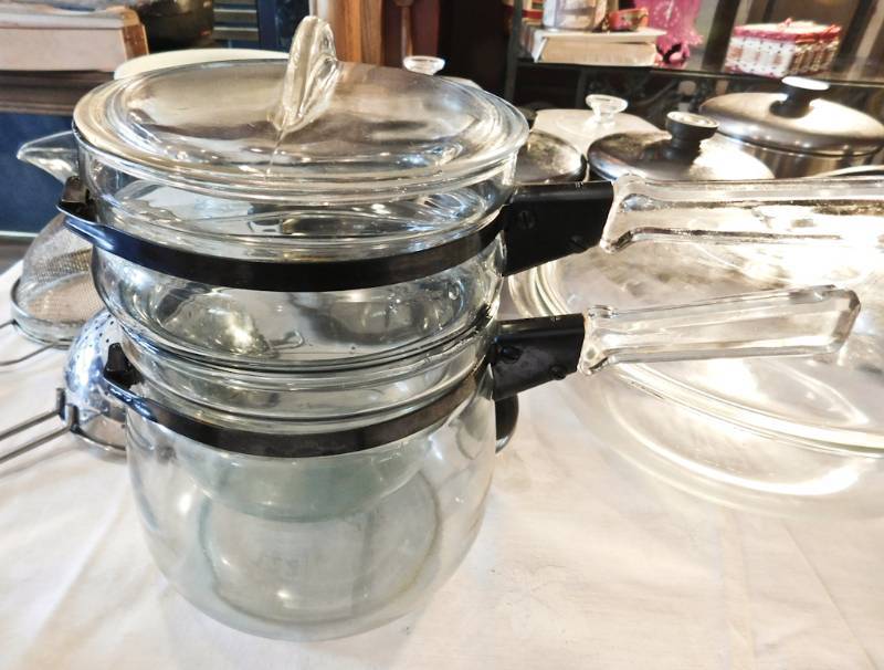 lot 123 image: large lot of stovetop cookware