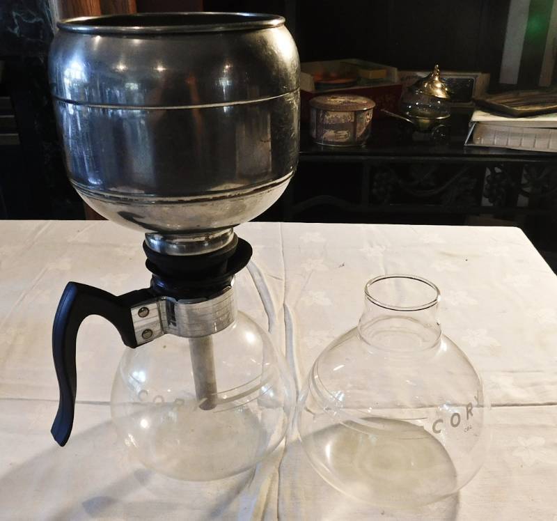 lot 105 image: vintage cory coffee pot