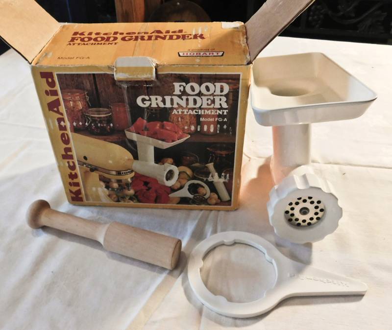 lot 112 image: kitchen aid food grinder