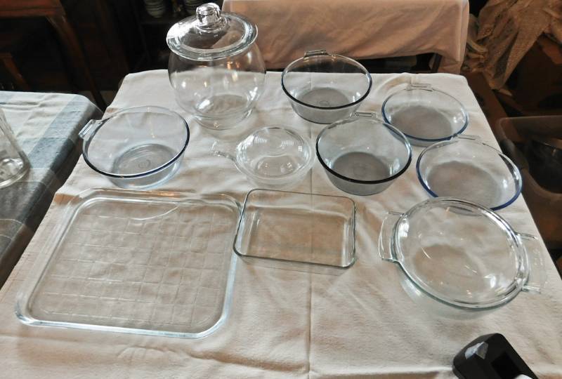 lot 155 image: mostly Pyrex one made in France