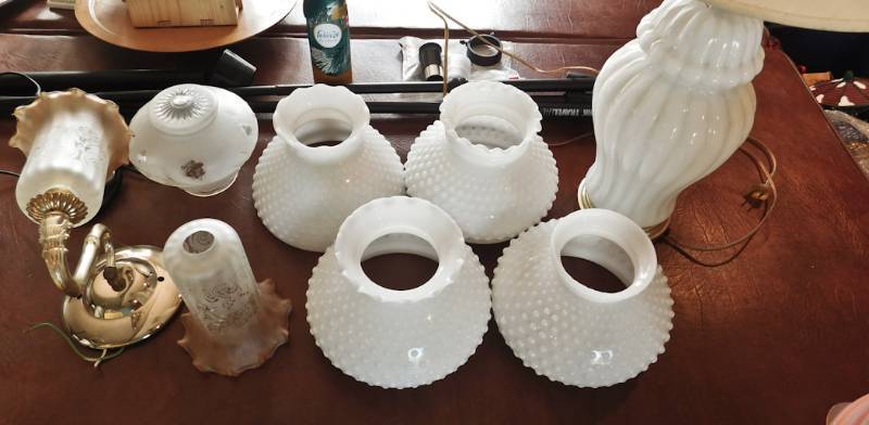 lot 156 image: lighting globes and more