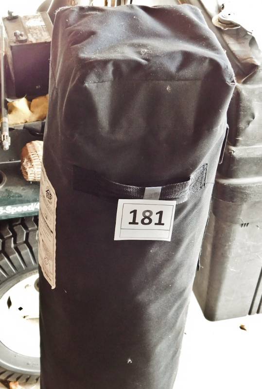 lot 181 image: EZ UP Shelter