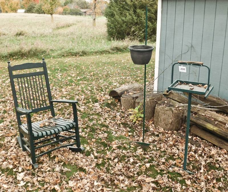 lot 208 image: rocker-planter, feeder each on a pole