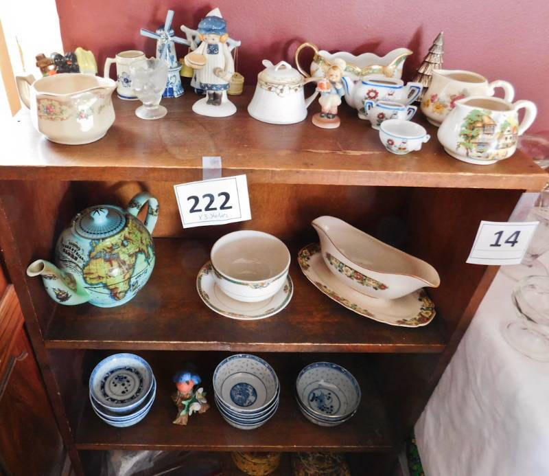 lot 222 image: this lot is all the dcor items seen