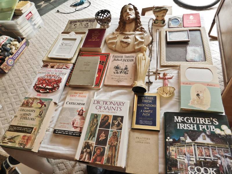 lot 12 image: lot of religious items