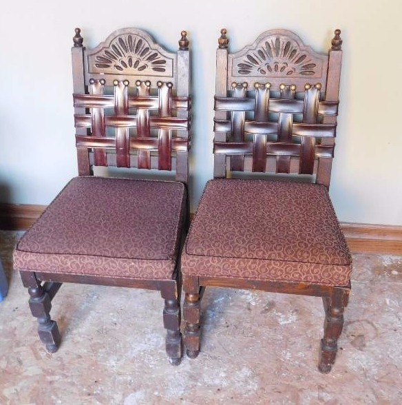 lot 171 image: 2 wood and leather Gothic chairs