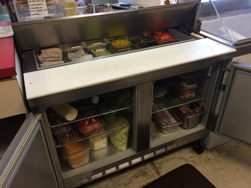 lot 3 image: Beverage-Aire 2 door Prep Cooler - Measures 4ft wide   Works Fine