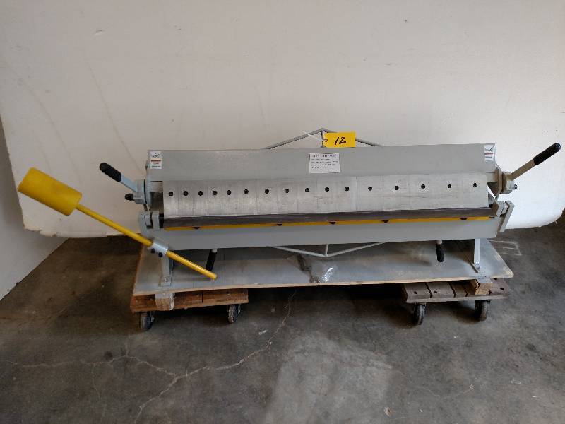 lot 12 image: Box & Pan Brake, 48 x 16 Gauge, Ne...