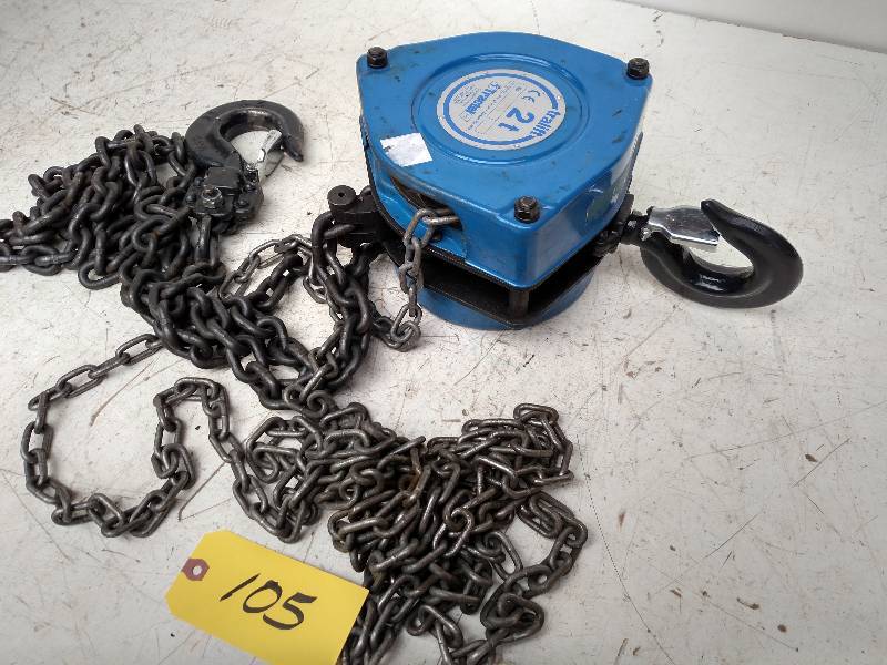 lot 105 image: Tralift 2 Ton Chain Hoist...