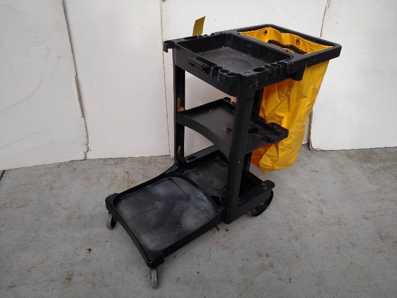 lot 47 image: Rubbermaid Janitors Cart...