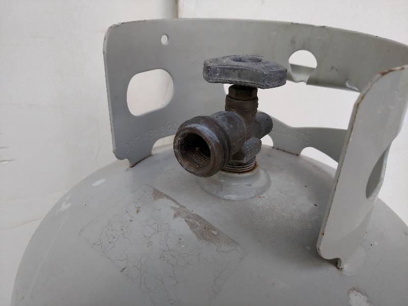 lot 137 image: LP Tank...