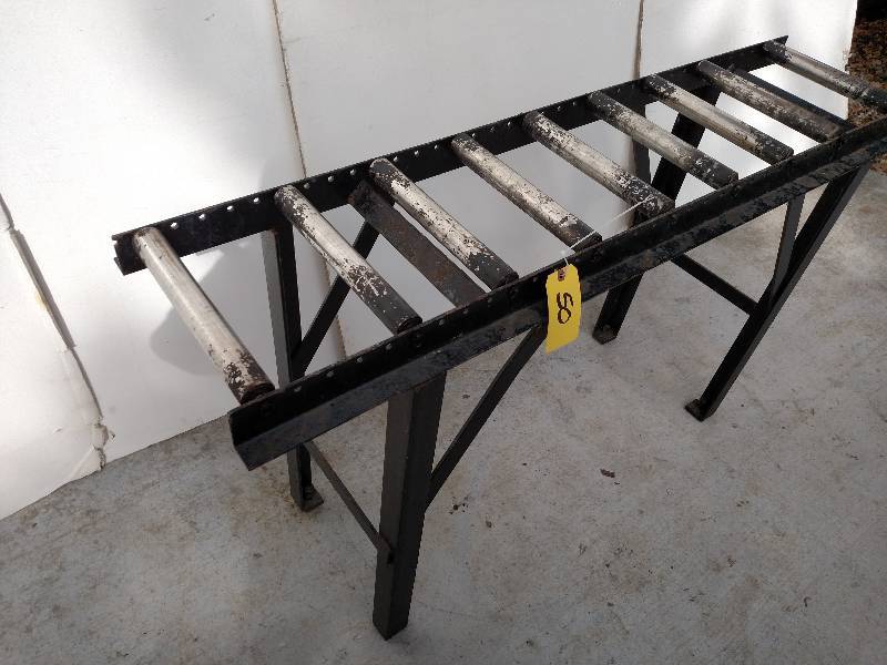 lot 50 image: Roller ConveyorMake Up Table, 12 ...
