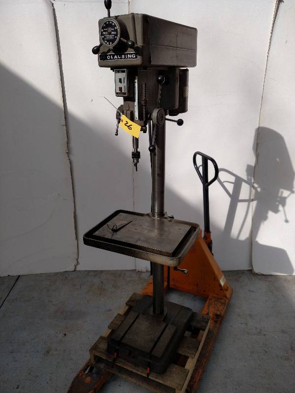 lot 26 image: Clausing Model 1791 17 Variable Sp...