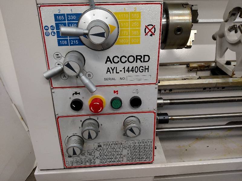 lot 30 image: Accord Model AYL-1440GH Engine Lath...