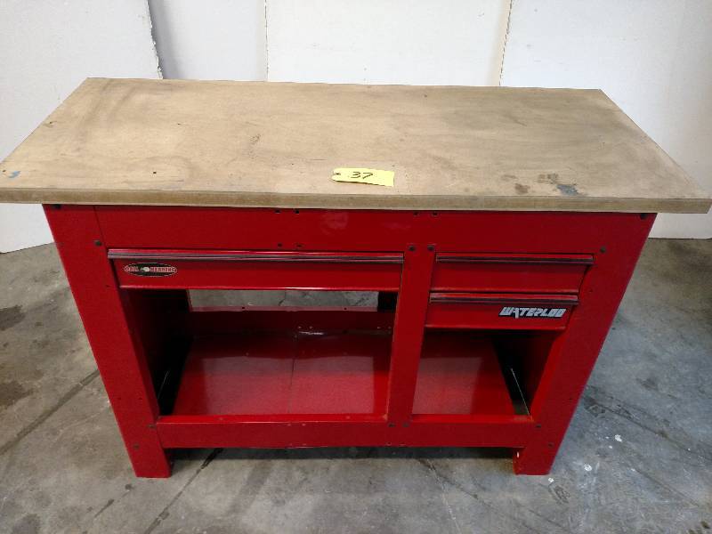 lot 37 image: Waterloo 3 Drawer Work Bench, Ball ...