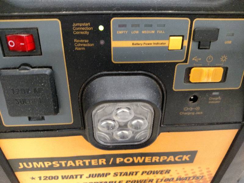 lot 157 image: Cobra Jump Start  Power Pack, Work...
