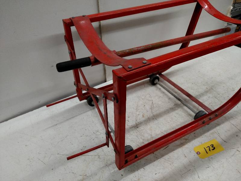 lot 173 image: Drum Cart...