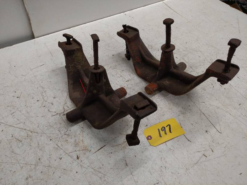 lot 197 image: Vintage Wagon Spindles...