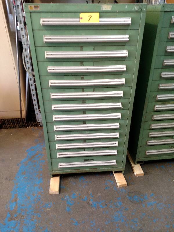 lot 7 image: Stanley Vidmar 13 Drawer Parts Cabin...
