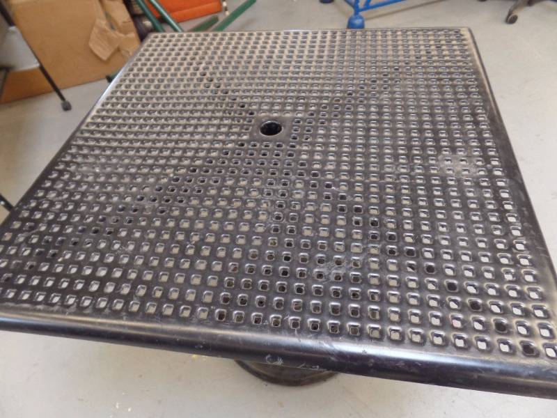 Outdoor Patio Table
