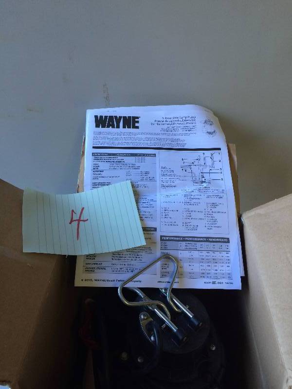 lot 4 image: Wayne  34 HPSub Sump Pump in original Pkg not used