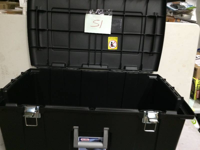 lot 51 image: Sterilite Footlocker Lid and Base with Titanium Handle Black